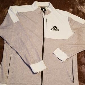 Mens Addidas lightweight zipper jacket...Size XL.